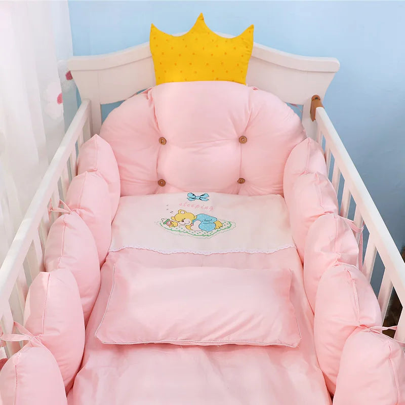 100% Cotton Crib Bed Linen Kit – Crown Design Baby Crib Bedding Set with Bumpers, Pillow, Quilt & Mattress Cover