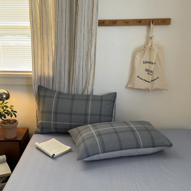 100% Cotton Plaid Style Duvet Cover Set with 2 Pillowcases - Soft & Breathable Bedding Set, Hypoallergenic, Easy Care